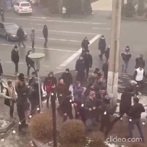 ⚡⚡⚡⚡ПРОТЕСТУЮЩИЕ В АЛМА-АТЕ ВООРУЖИЛИ СИЛОВИКА. ЛИДЕР ОППОЗИЦИИ ОБВИНИЛ ДАННЫХ АКТИВИСТОВ В ПРЕДАТЕЛЬСТВЕ⚡⚡⚡