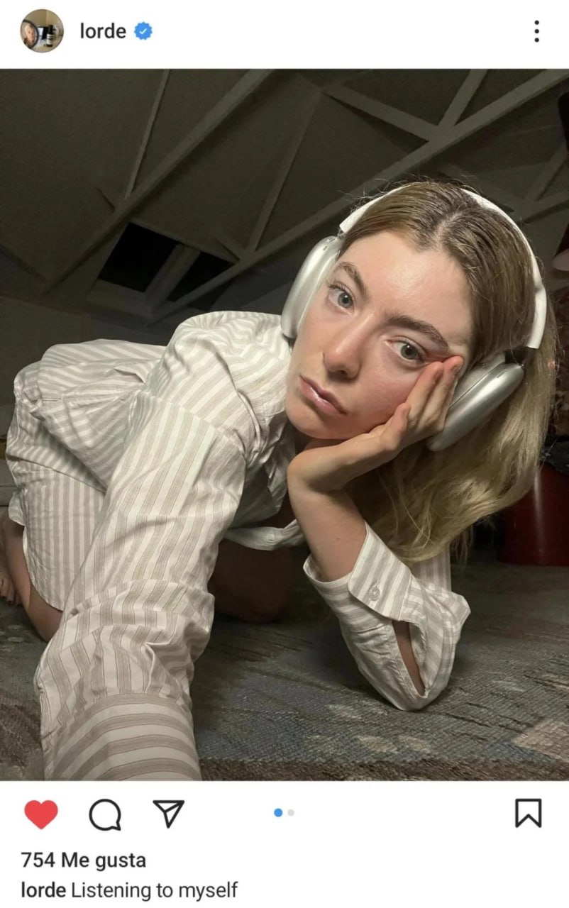 lorde 44 754 Me gusta lorde Listening to myself