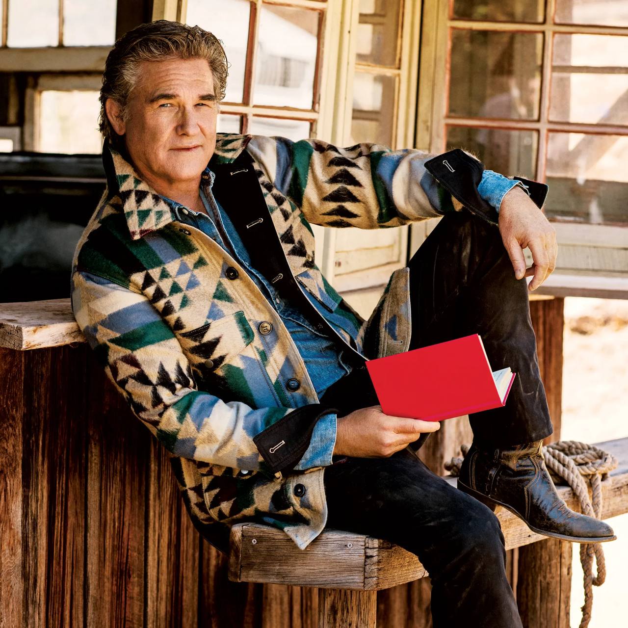 «As far as I’m concerned, you should step away from saying anything so that you can still be seen by the audience in any character. There’s no reason entertainers can’t learn just as much as anybody e