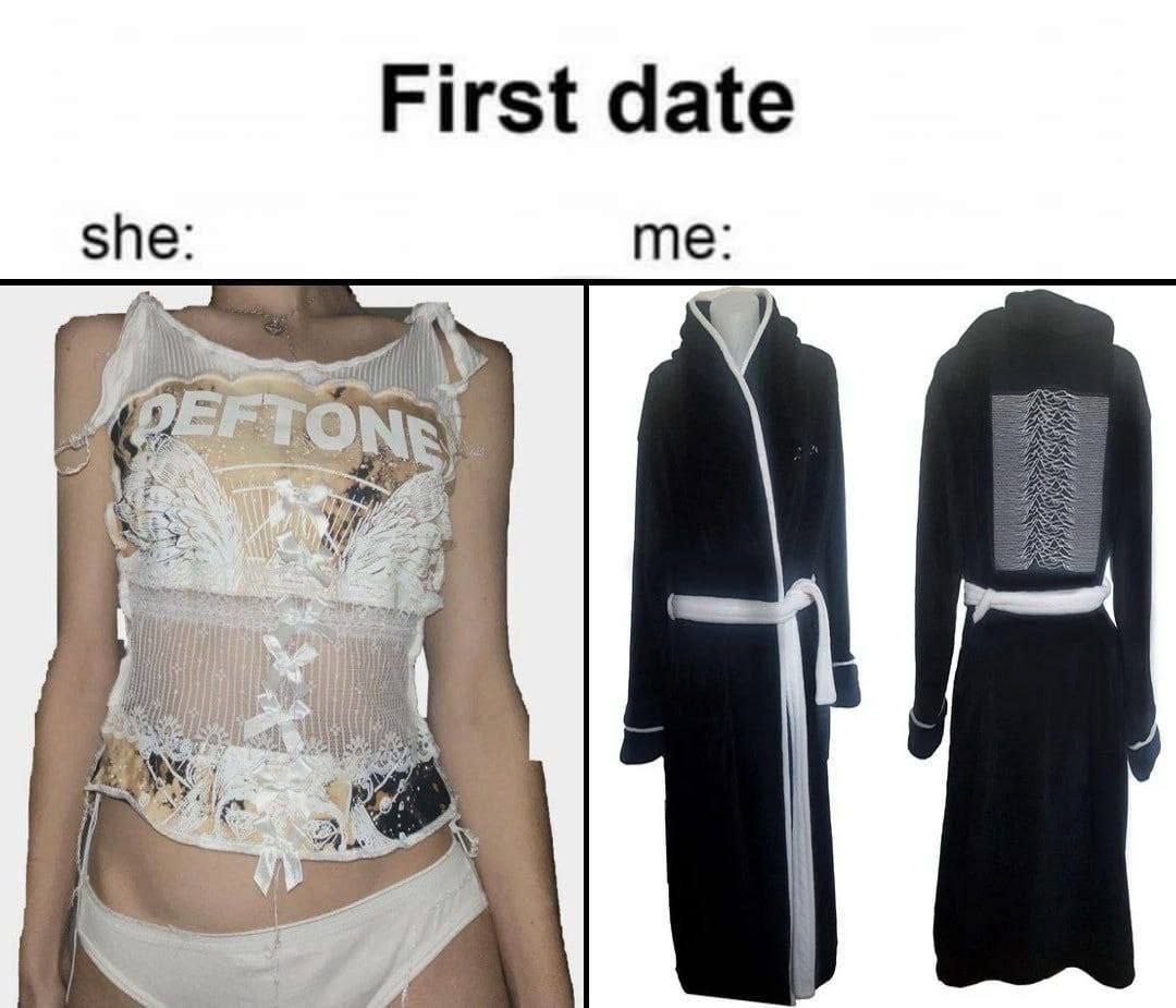 First date she me А С
