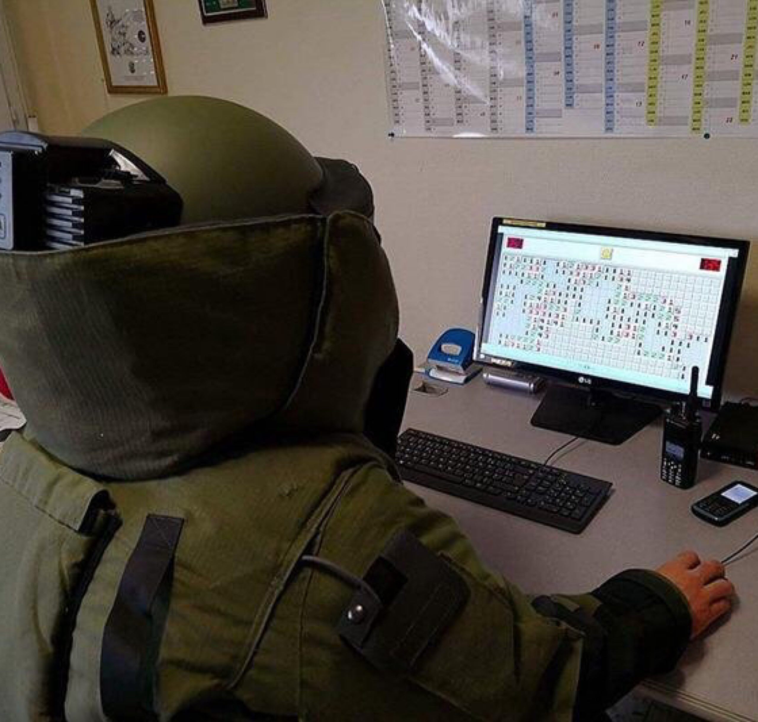 5 я 2 ont ЕЁ у i i i i 7 у у 7 a
