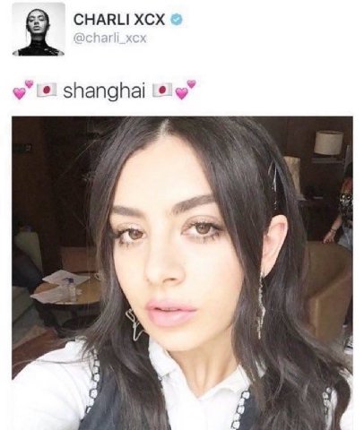 CHARLI XCX shanghai 7 С