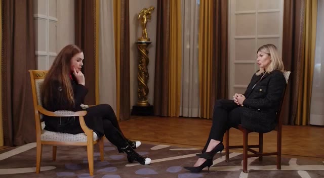 Ведущая «Первого канала» Екатерина Андреева назвала событие в истории, которое до сих пор мешает развитию России – это революция 1917 года. 

А именно – переход с юлианского на григорианский календарь