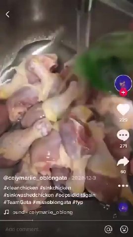 What in the Caucasian is this, absolutely NO seasoning in sight @ #cleanchicken #sinkchicke oe #TeamGata #missoblongata #fyp “a м fl = Ceiymatile_oblongata * niggas washing #cleanchicken # г chick y “