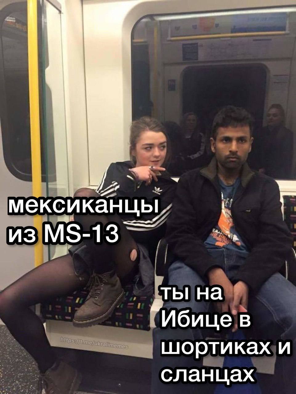 мексиканцы. из ты на Ибице в шортиках и сланцах