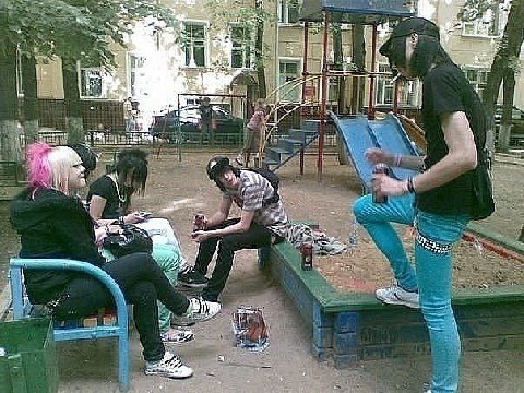Скоро... На всех скамейках страны...