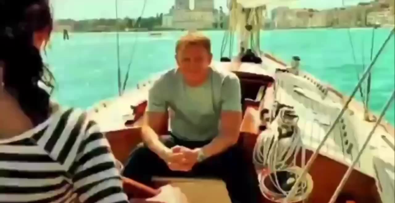 ощущение, когда делаешь что-то втайне от всех, и это получается