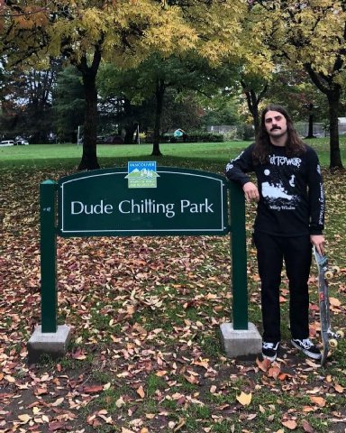 a я: 3 2 8 у 5. Dude Chilling Park у Be .7 у 4 1 7 у 4 a> a 2-4 a 4 a a 3