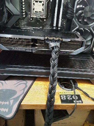 1a И RADEON АВУТЕ 24 AS aff я 4