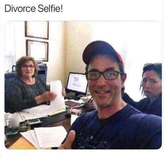 Divorce Selfie!