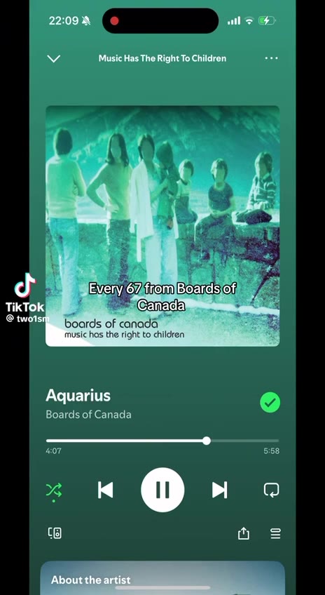 м Music Has The Right То Children sus: TikTok| Canadas no Sa ЕВА — boards of canada в: Eveny67 fromBoardsof, ’ oa Kk о > Сотитек