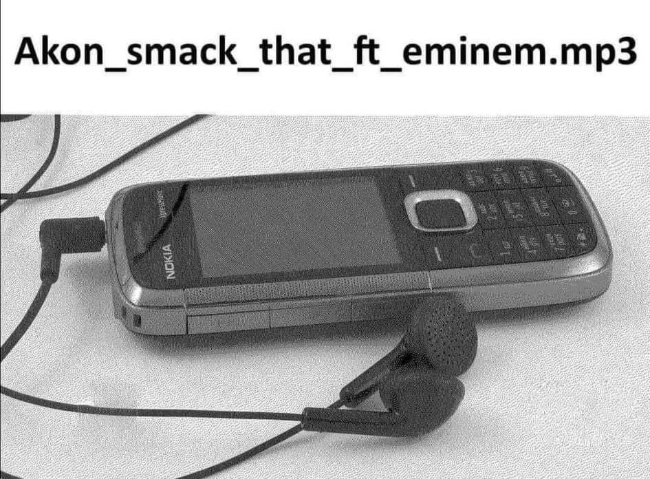 Akon_smack_that_ft_eminem.mp3 a