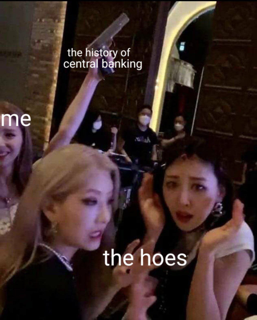 the history of central banking me the hoes