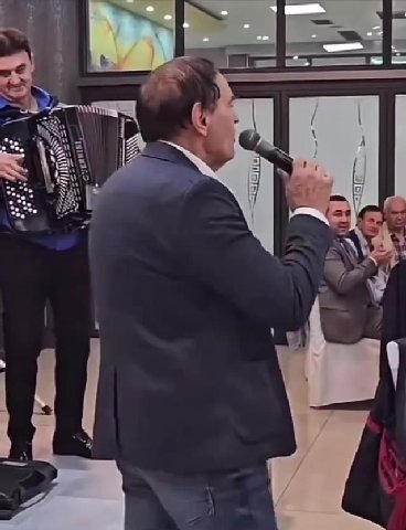 мем