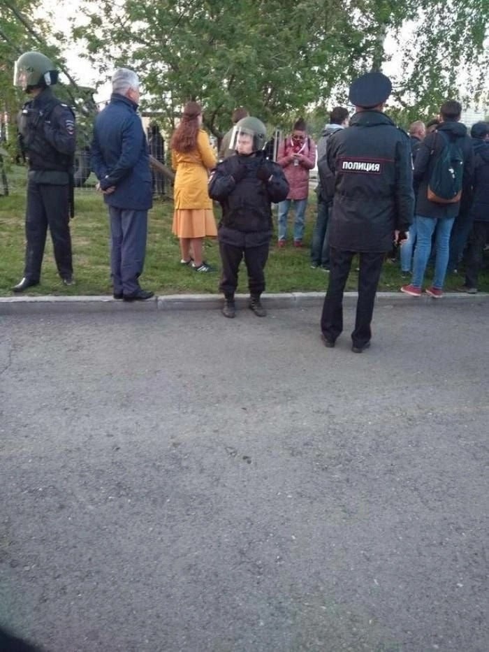 ну давай, Серега, расскажи, как ты Навального нахуй послал