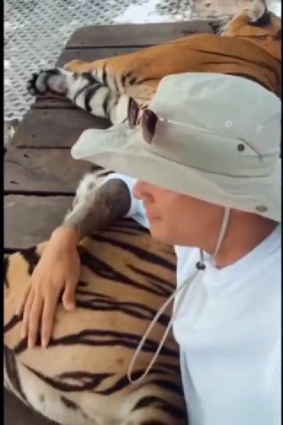 а.