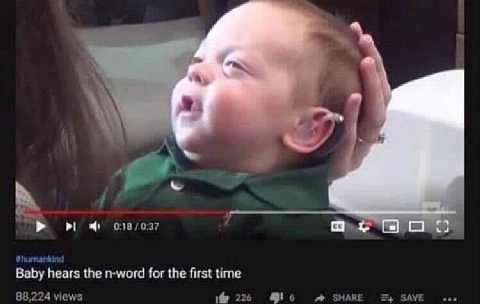 ory рых Baby hears the word for the first ите