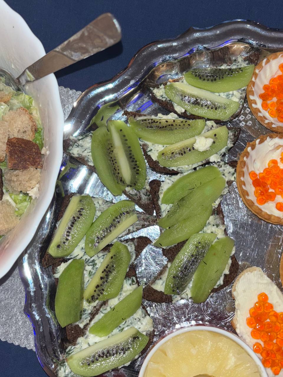 киви с чесноком
киви с чесноком
киви с наступающим