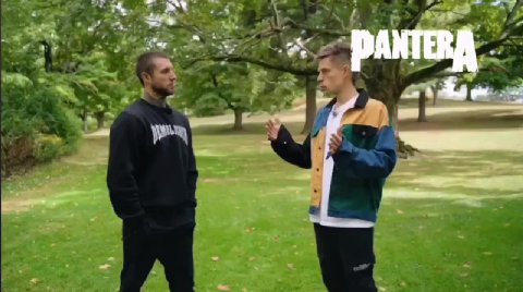 Пятиклассники в школьном туалете be like: