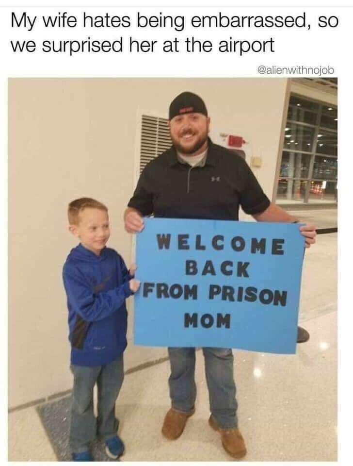 My wife hates being embarrassed, so we surprised her at the airport @alienwithnojob И 1