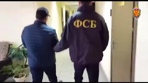 «Давно ждал, устал!».

В Башкирии чиновник радостно встретил силовиков, пришедших за ним по делу о взятке от застройщика

📢 Прямой эфир