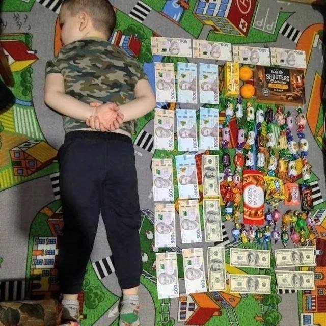9 4