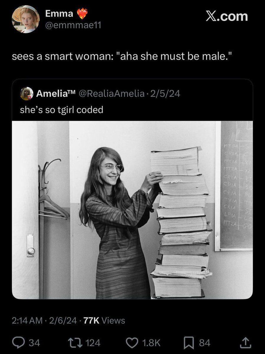 Emma Х.сот sees а стай woman: "aha she must be male." Amelia™ she’s 50 tgirl coded